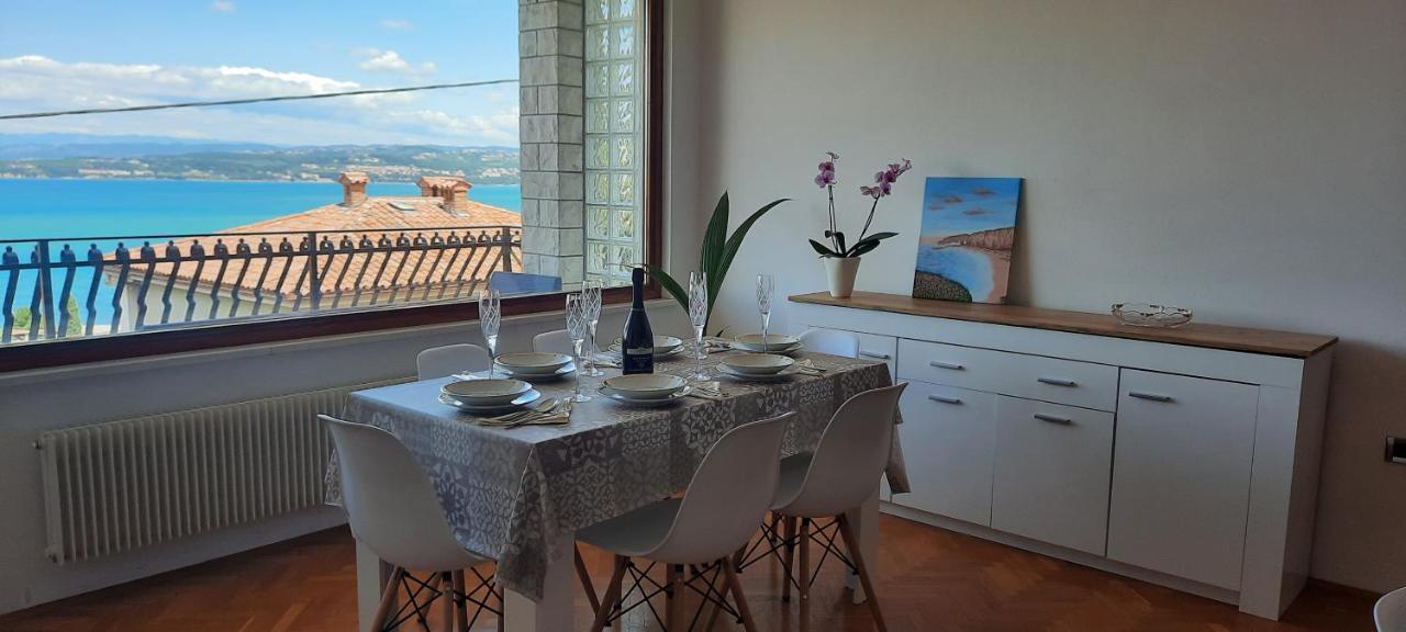 Apartma Seaside โคเปร์ ภายนอก รูปภาพ